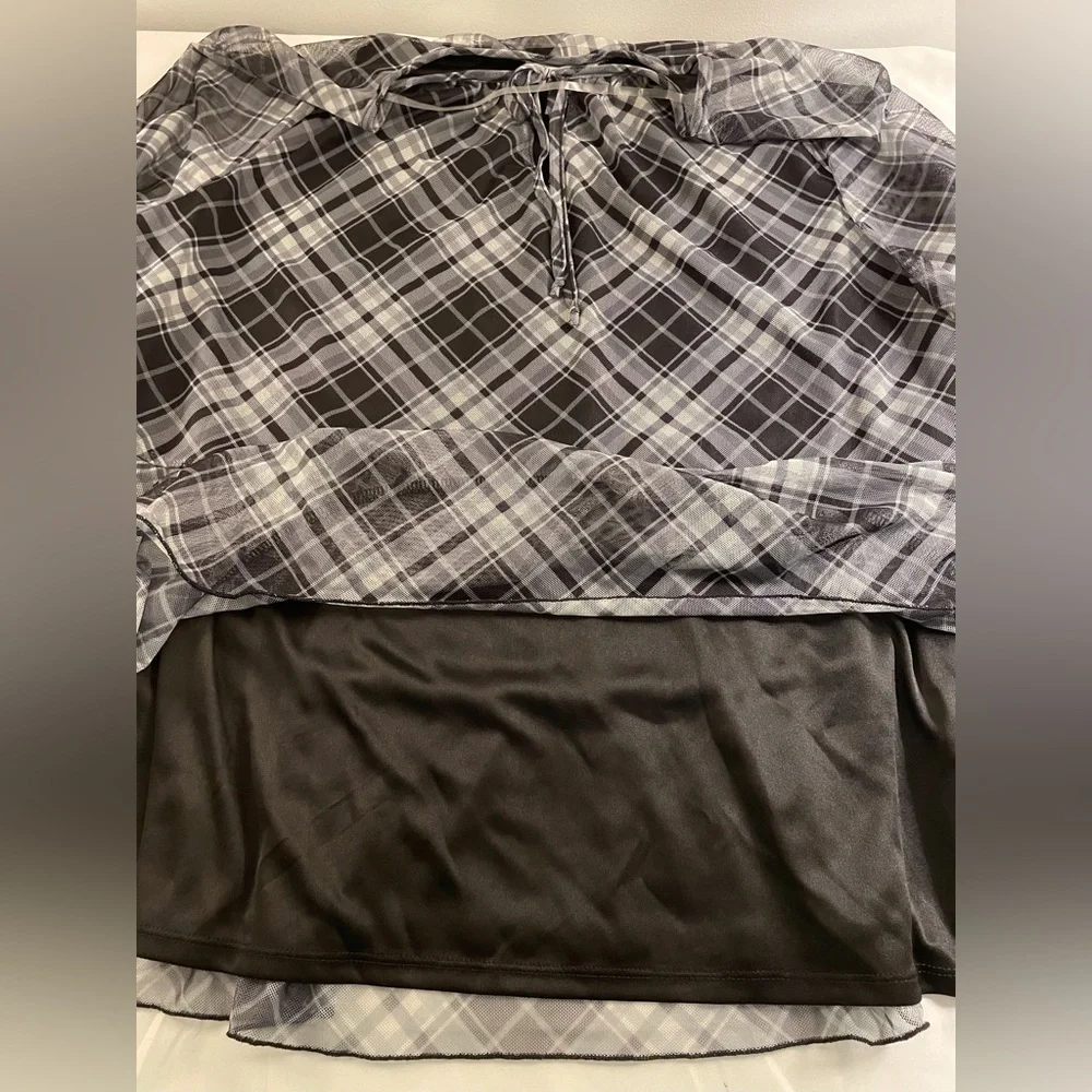 Terra & Sky Mesh Tiered Peasant Blouse Plus Size 1X Black & White Plaid - Picture 8 of 14